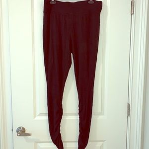 Athleta ballet ruched lounge/workout legging M